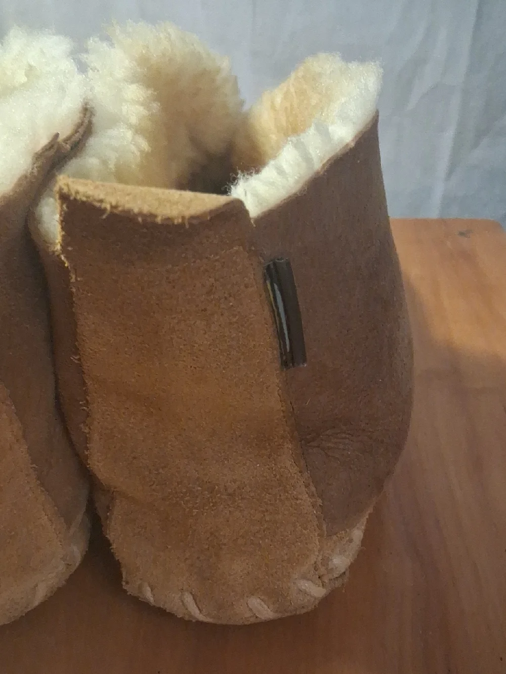 L.L Bean Men's Brown Suede Shearling Lined Slip-On Slippers Size 10 - Picture 7 of 13